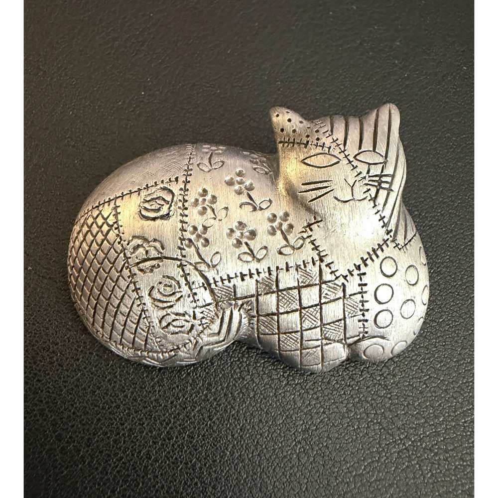 Vintage Cat Brooch Figural Patchwork Quilt Signed AJC